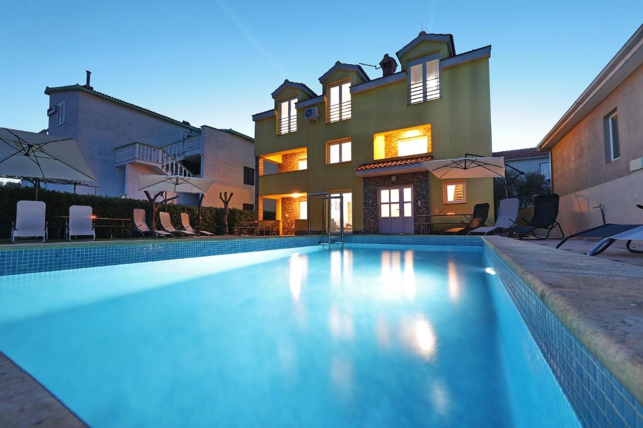 Apartments Oliva Vrsi Eksteriør billede